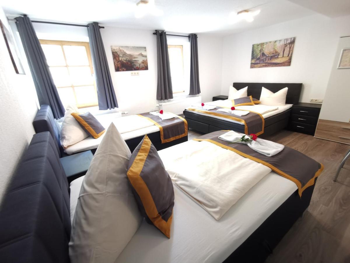 Hotel House Alpeneck 3*