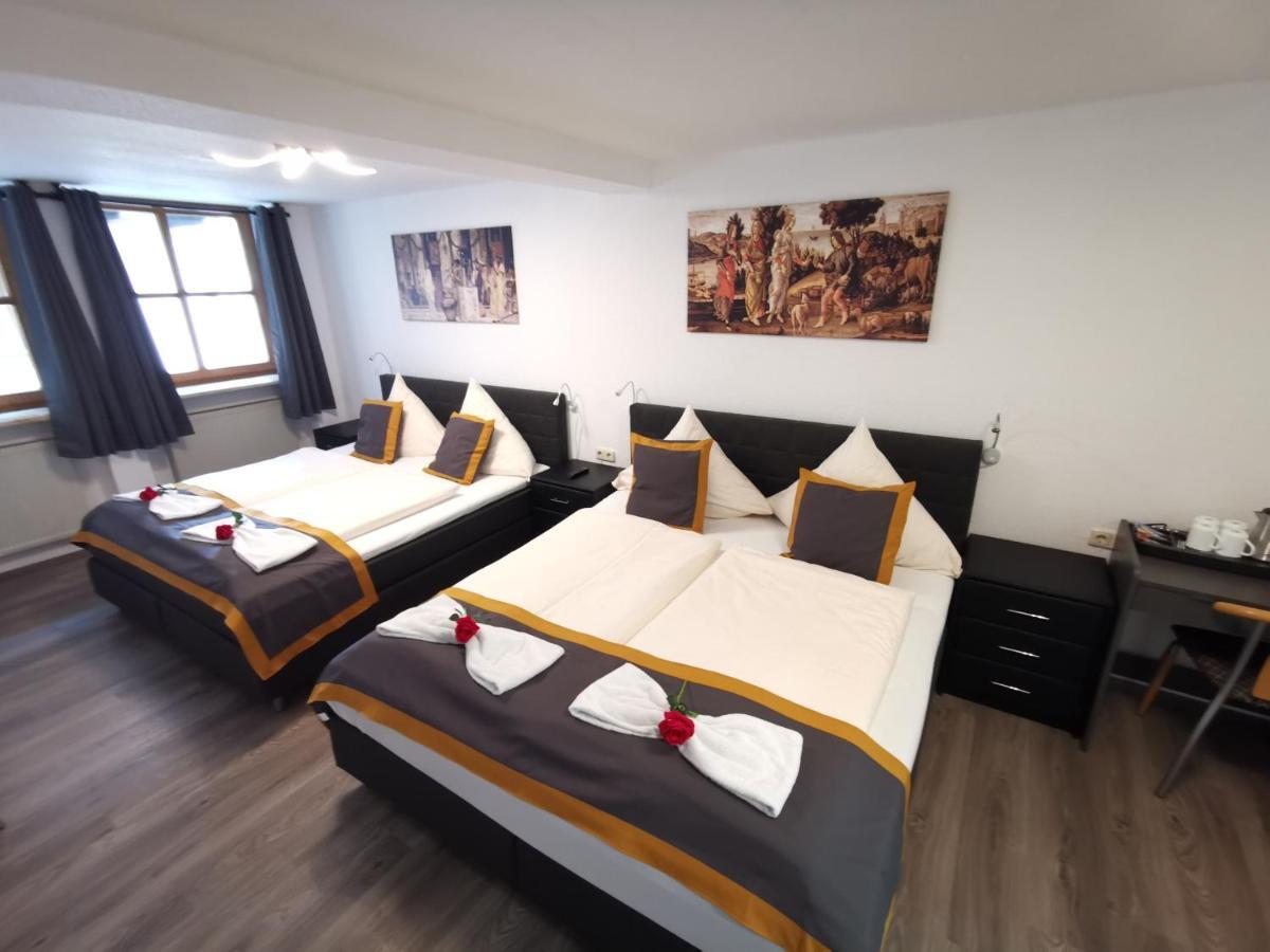 Hotel House Alpeneck 3*